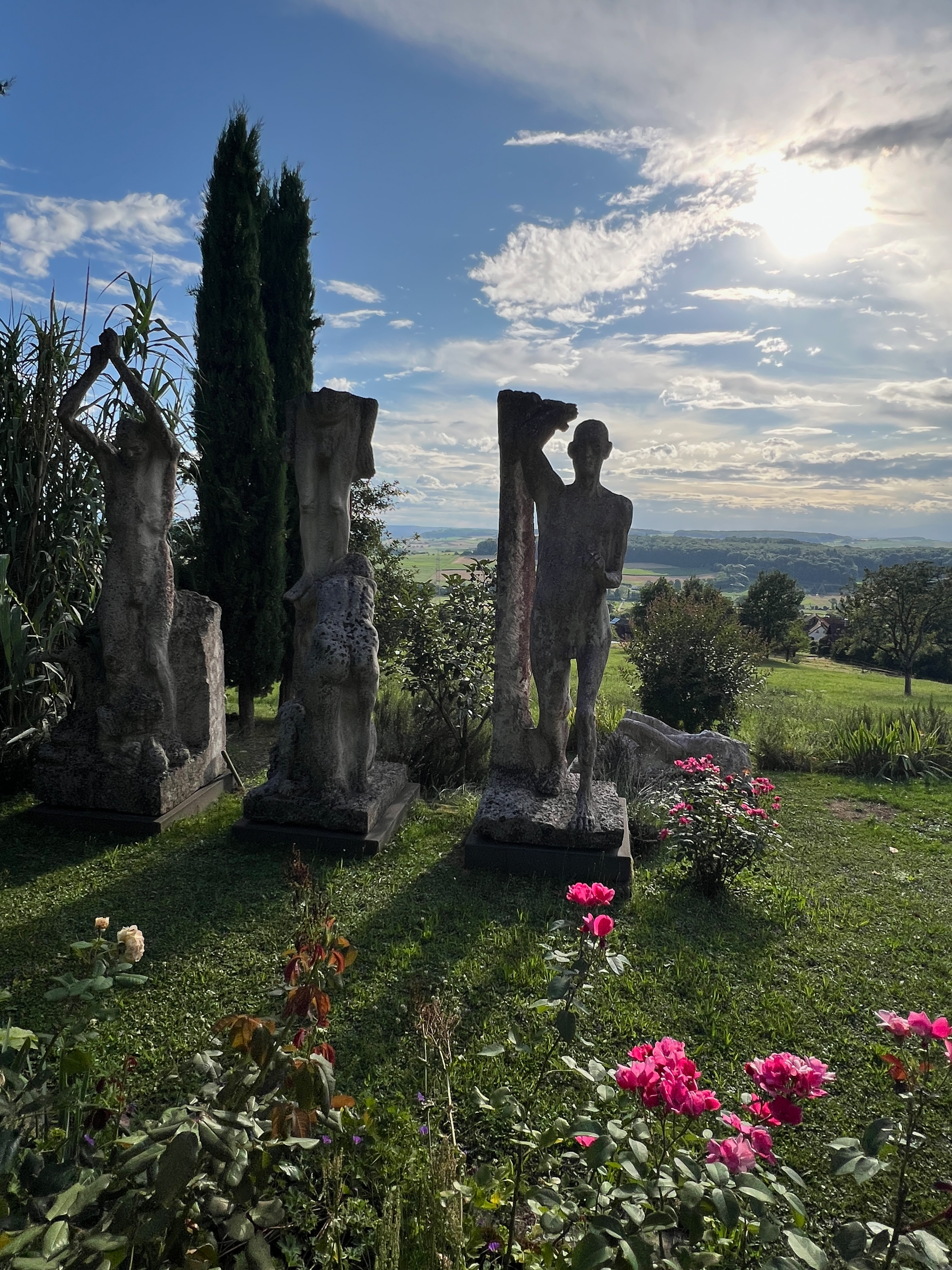 2026_clotten_herzkammer_garten_steinfiguren_6485